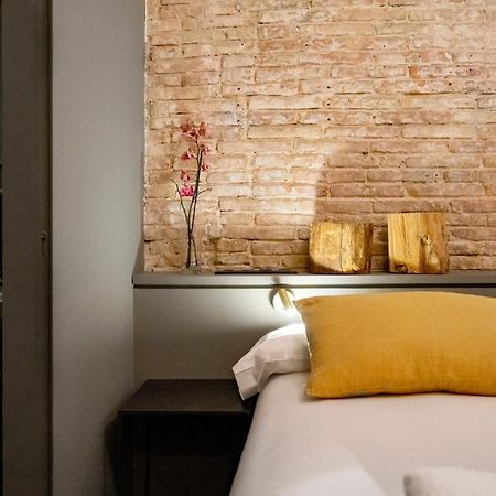 Hostal Porxos Garden Barcelona Exteriör bild