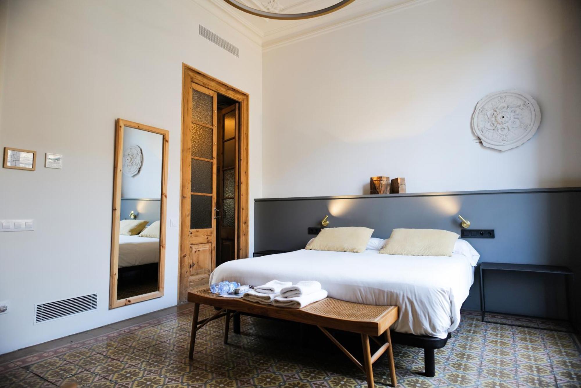 Hostal Porxos Garden Barcelona Exteriör bild