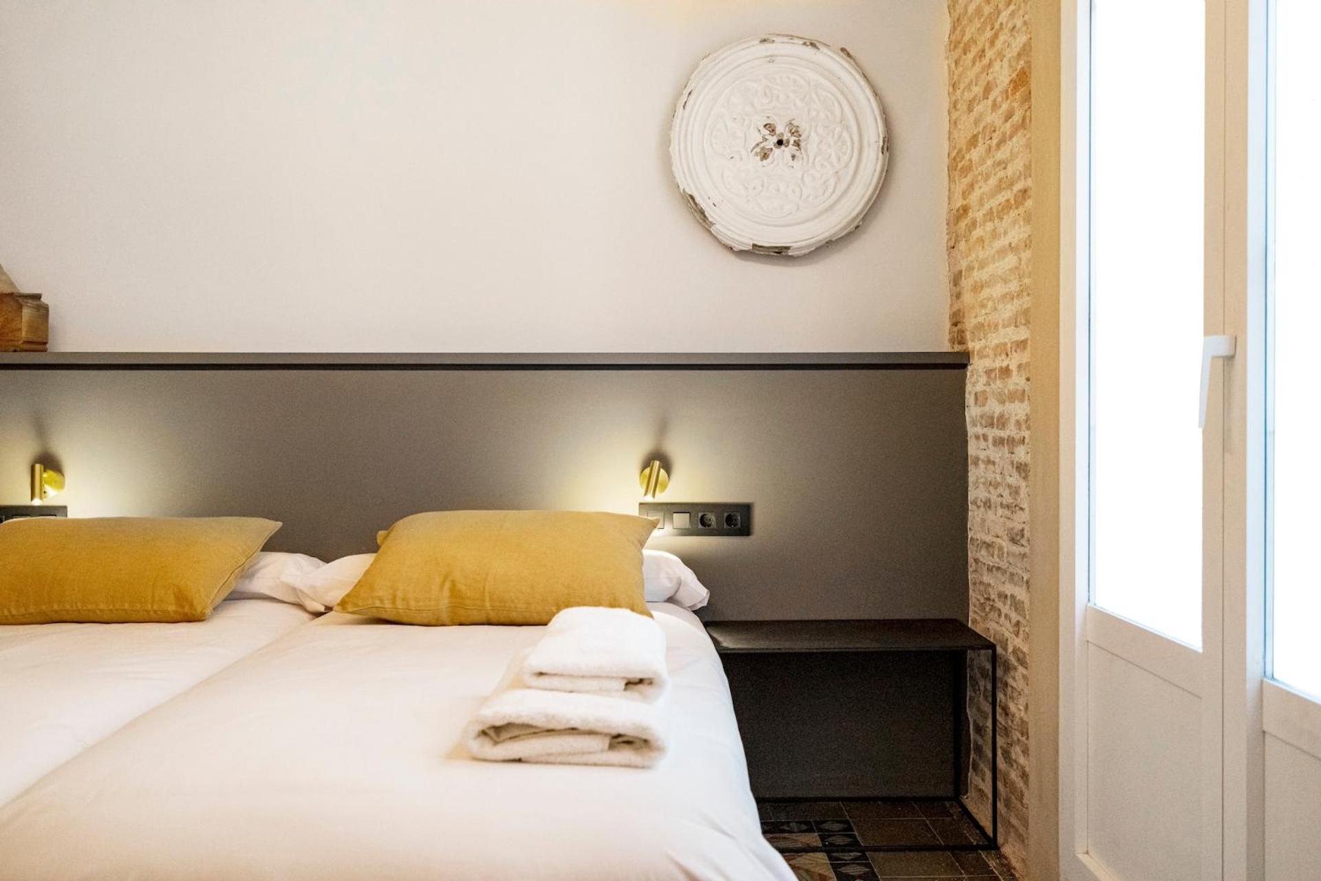 Hostal Porxos Garden Barcelona Exteriör bild